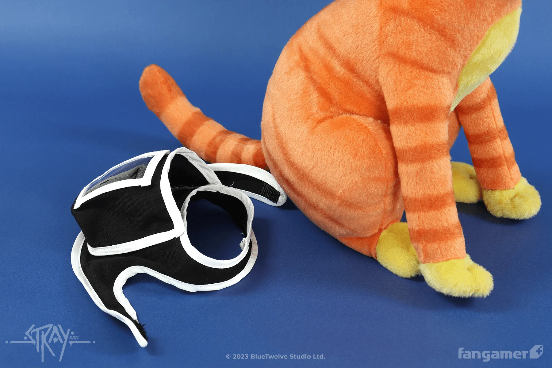 Cat and B-12 Plush Set - Image 9